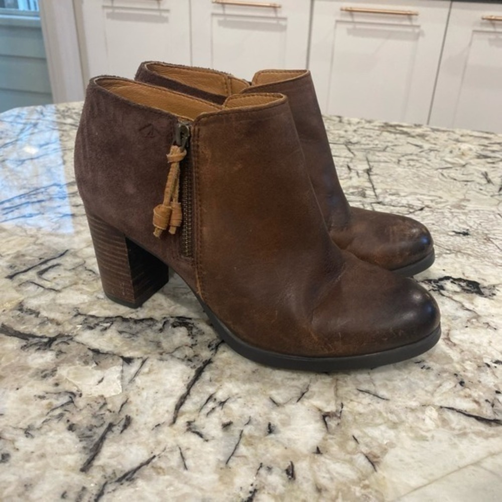 Sperry Dasher Lille Ankle Bootie Brown Leather in Size 7.5